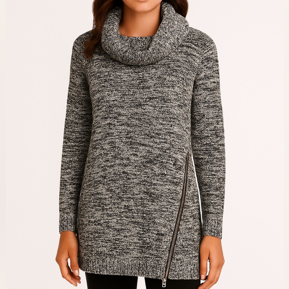 Iz Byer Sweater Tunic with Cowl Neck and  Assymetrical Zipper Size‎ Medium